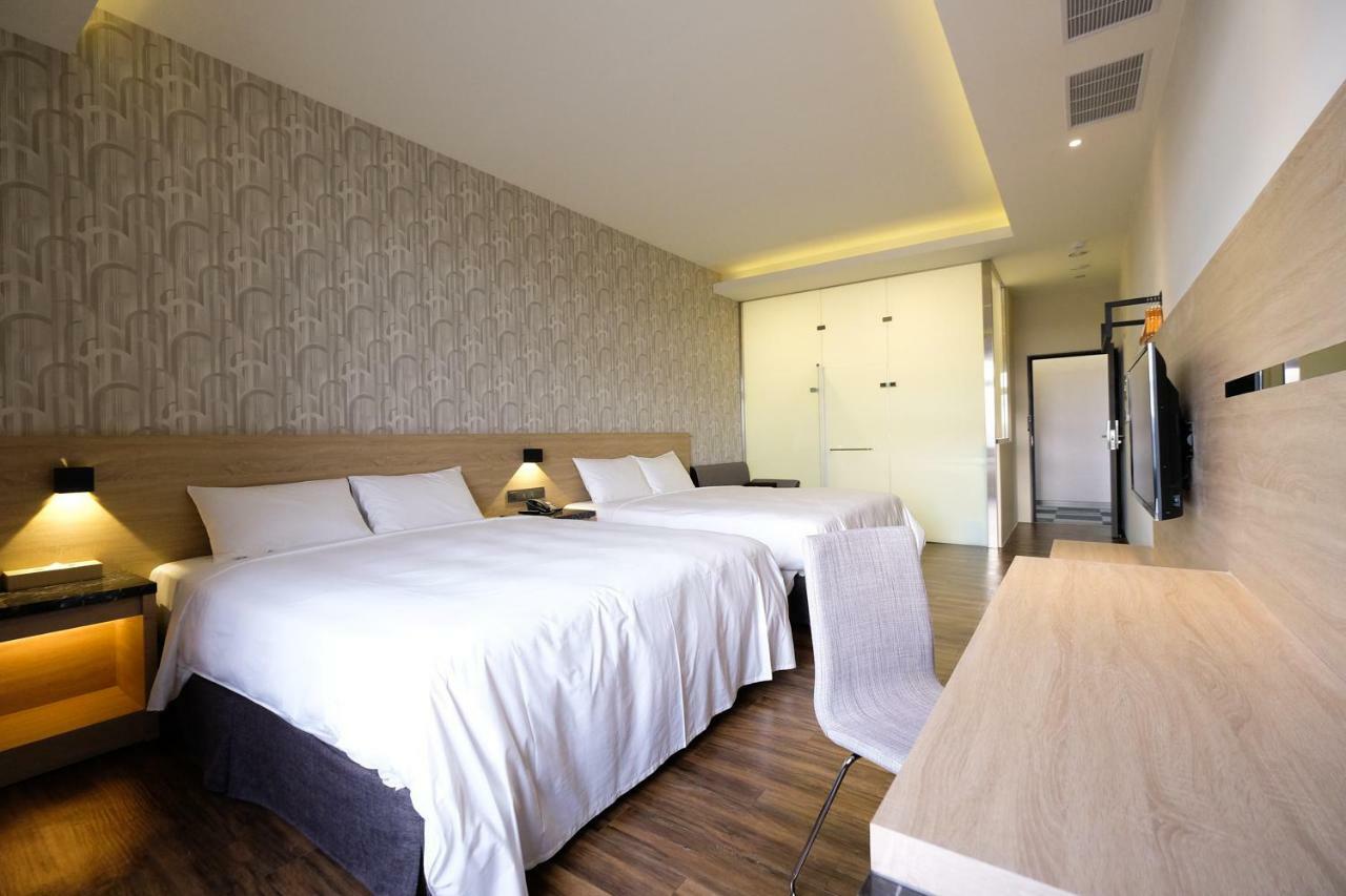 Yu Chun Hotel Taichung Exterior foto